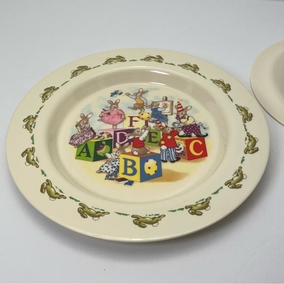 Vintage Royal Doulton Bunnykins Melamine ABC Set - Picture 3 of 12